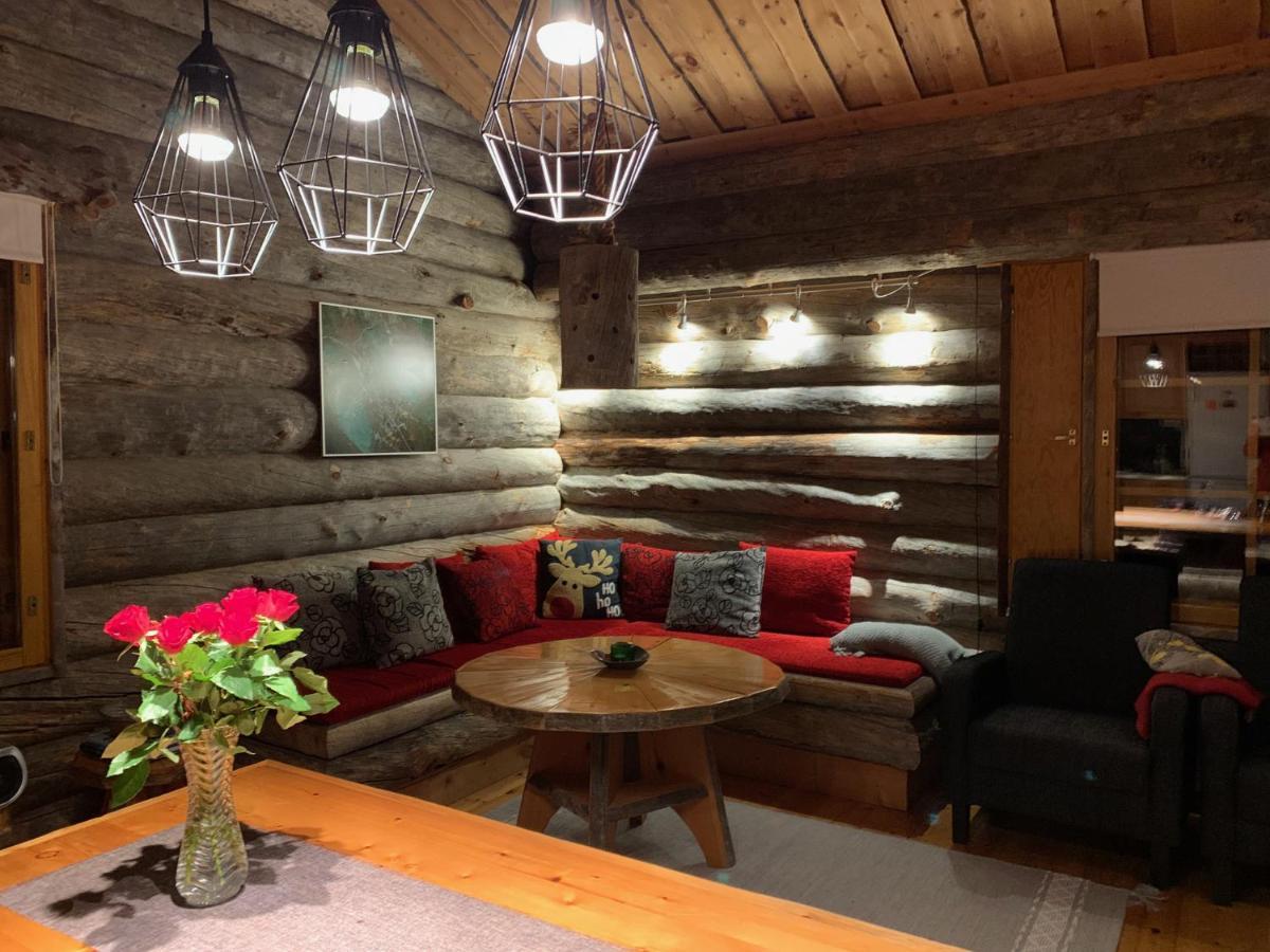 Logwood Chalet Луосто Екстериор снимка