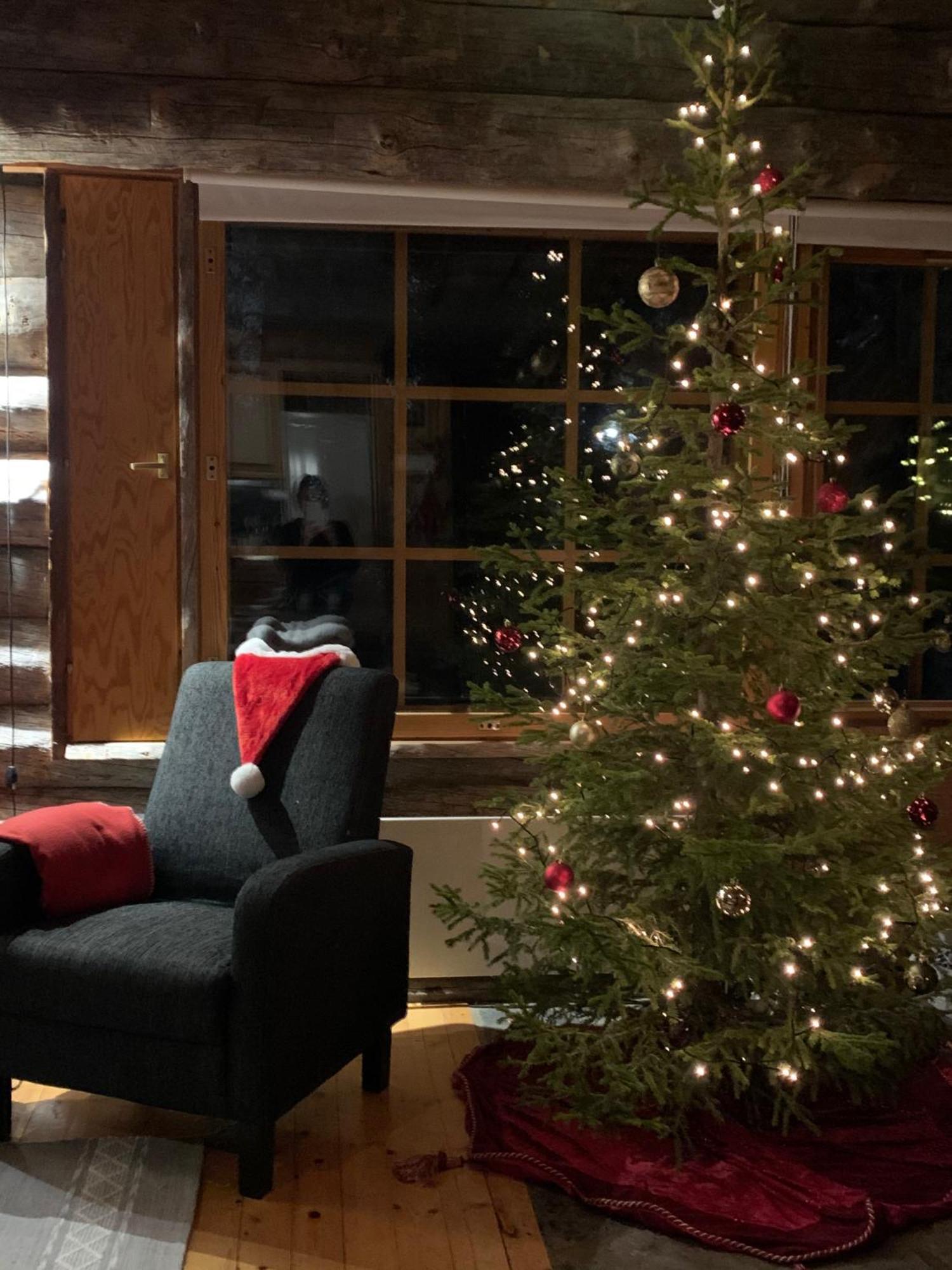 Logwood Chalet Луосто Екстериор снимка